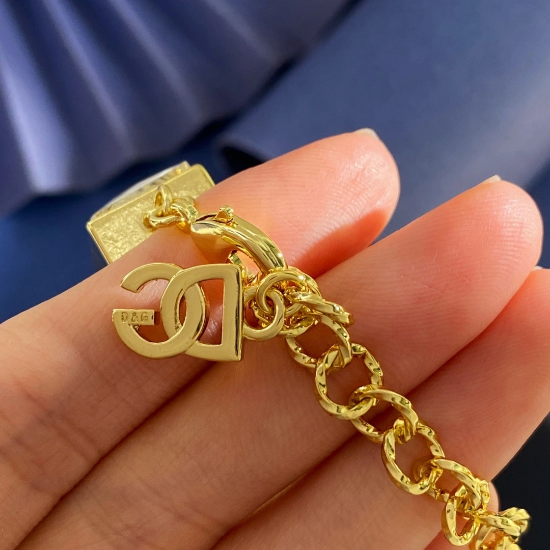 Barbara-- 4o835& 103.3g necklace item : E-S092J3043H